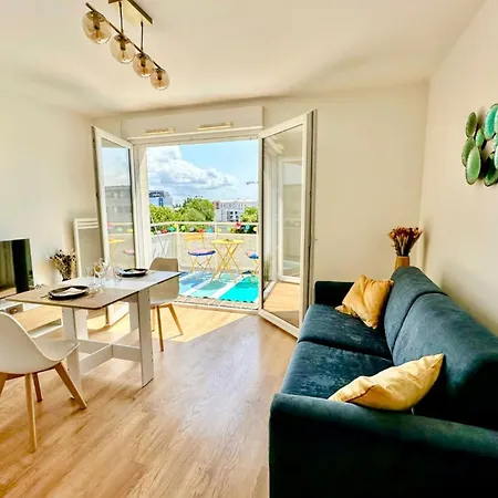 Apartment Bright With Balcony And Private Parking La Rochelle (Charente-Maritime)